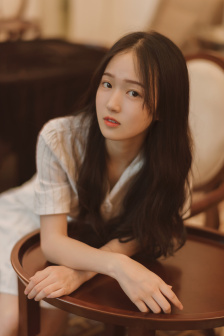 被当成免费保姆后我绝地求生了