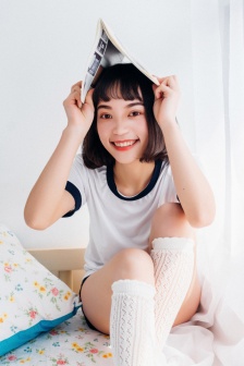 老太当自强！携手全家去逃荒