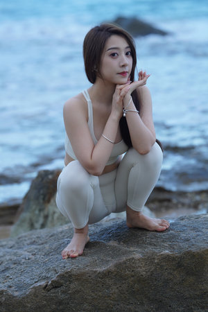 温柔男神是女生吖